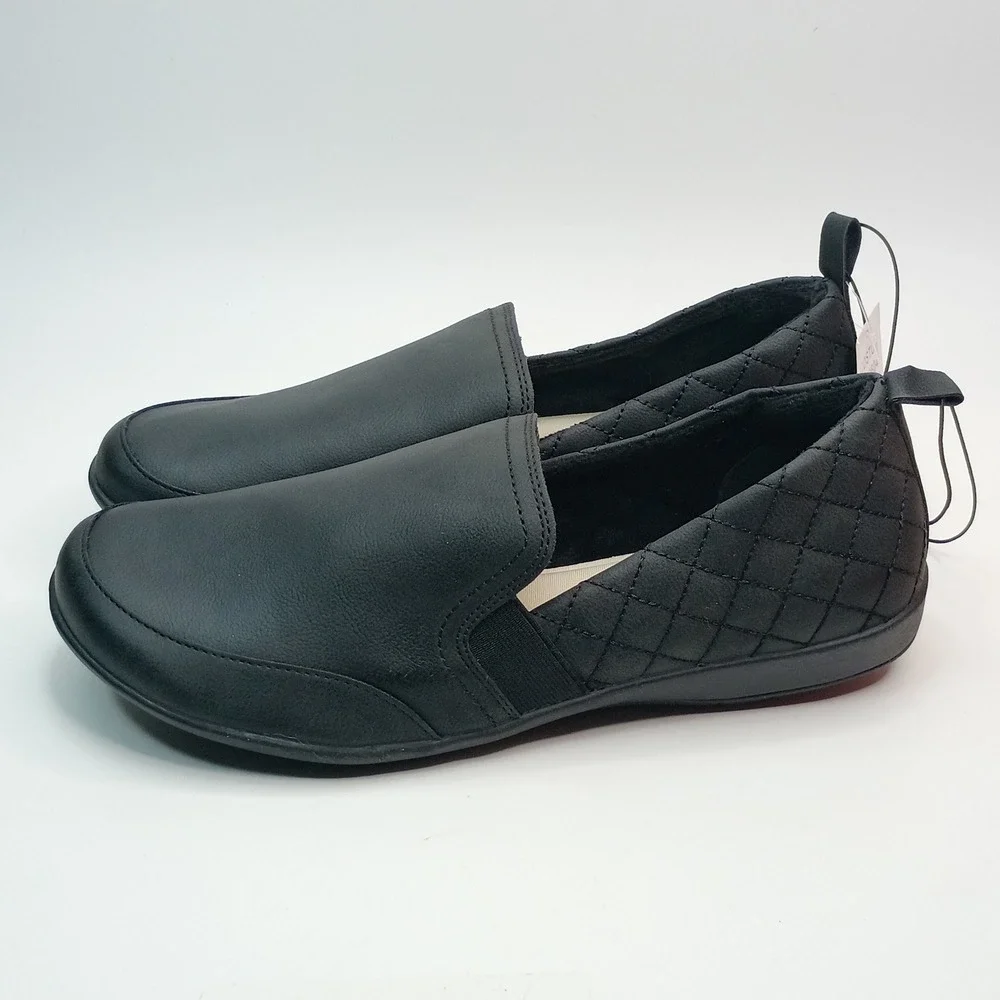 J Sport Lisa‎ Slip On Women Size 11 Black Quilted Memory Foam S5LSA01